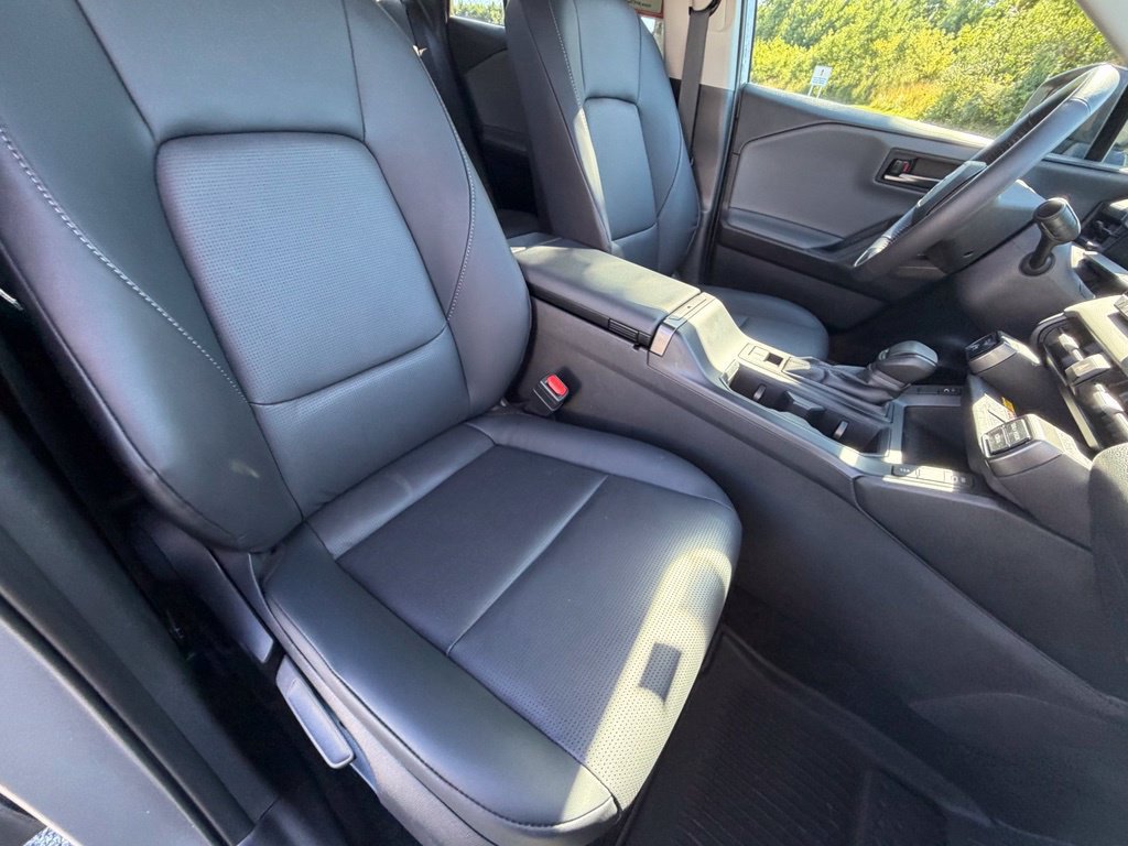 Used 2026 Toyota RAV4 XLE Premium AWD/4WD image 33