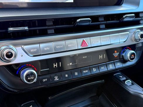 New 2025 Kia Telluride S image 19