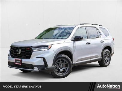 New 2025 Honda Pilot TrailSport