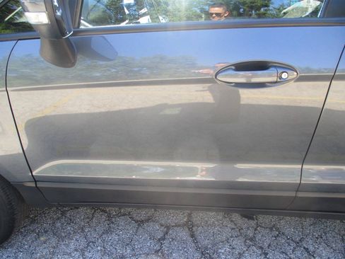 Used 2020 Ford EcoSport SE FWD image 14