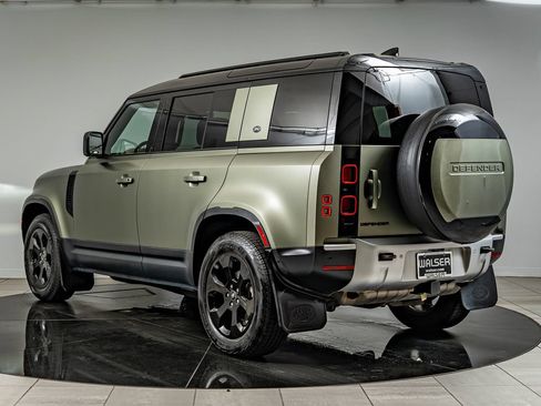 Used 2023 Land Rover Defender 110 S AWD/4WD image 7
