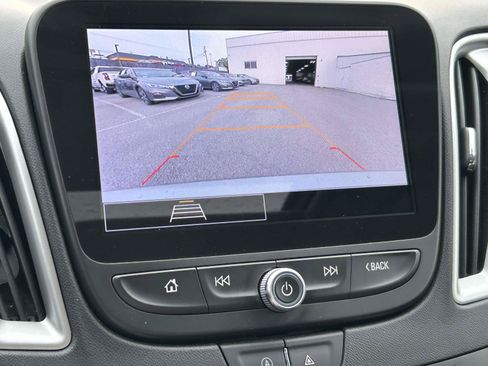Used 2024 Chevrolet Malibu LT FWD image 21