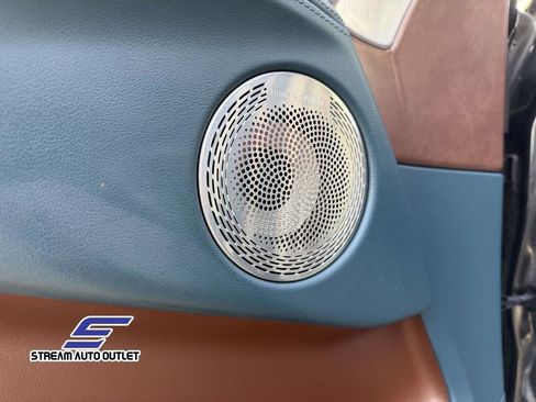 Used 2023 BMW XM image 45