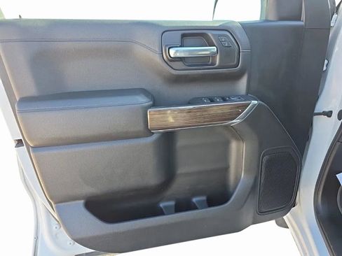 Used 2021 Chevrolet Silverado 1500 LT w/ Z71 Off-Road Package image 13