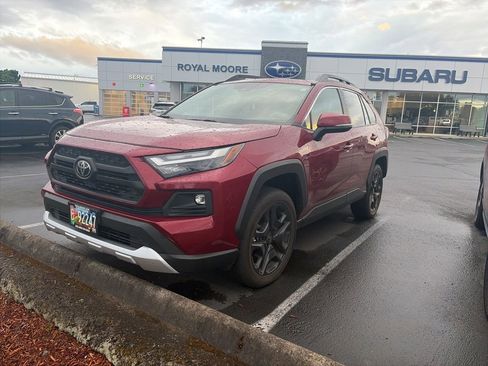 Used 2024 Toyota RAV4 Adventure w/ Convenience Package AWD/4WD image 2