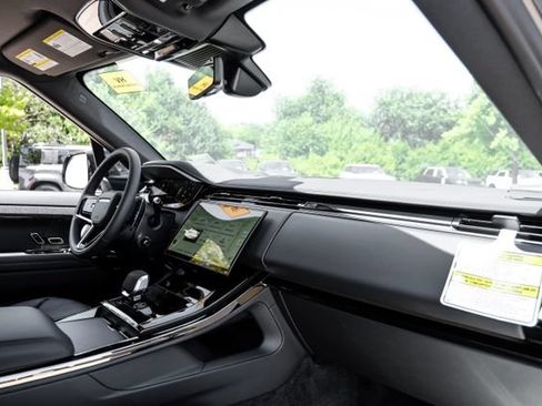 New 2026 Land Rover Range Rover Sport Dynamic SE AWD/4WD image 14
