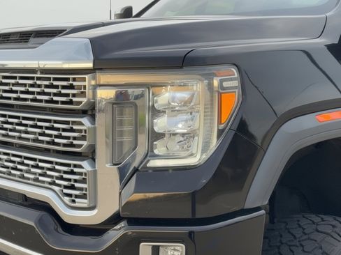 Used 2020 GMC Sierra 2500 Denali w/ Denali Ultimate Package AWD/4WD image 11