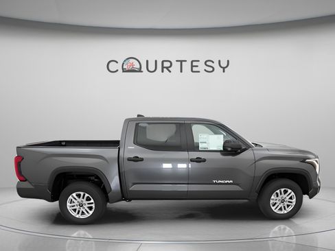 New 2025 Toyota Tundra SR5 image 22