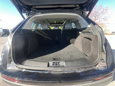 Used 2022 Lincoln Corsair Reserve w/ Equipment Group 201A image 15