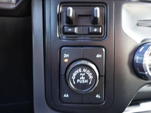 Used 2024 Ford F150 Lariat w/ Equipment Group 502A High AWD/4WD image 60