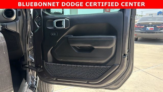 Certified 2023 Jeep Wrangler Sport AWD/4WD image 17