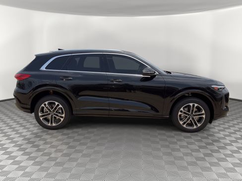 New 2026 Audi Q5 Premium AWD/4WD image 8