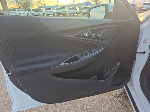 Used 2024 Chevrolet Malibu LT image 14