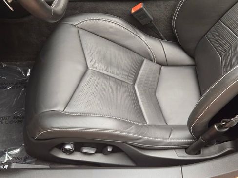 Used 2023 Chevrolet Corvette Stingray Premium Conv w/ Z51 Performance Package RWD image 26