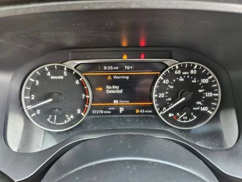 Used 2023 Nissan Rogue SV AWD/4WD image 33