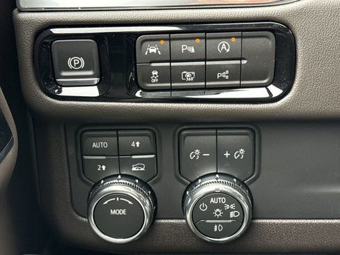 New 2026 GMC Yukon Elevation w/ LPO, Floor Liner Package image 24