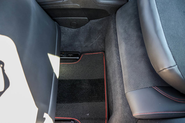 Used 2019 Chevrolet Camaro ZL1 w/ LPO, ZL1 Protection Package RWD image 63