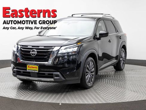 Used 2023 Nissan Pathfinder SL w/ SL Premium Package AWD/4WD image 1