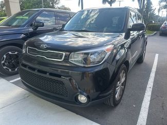 Used 2016 Kia Soul + video 1
