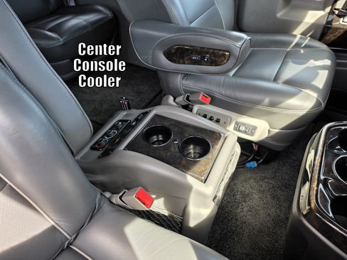 Used 2017 Chevrolet Express 2500 RWD image 53