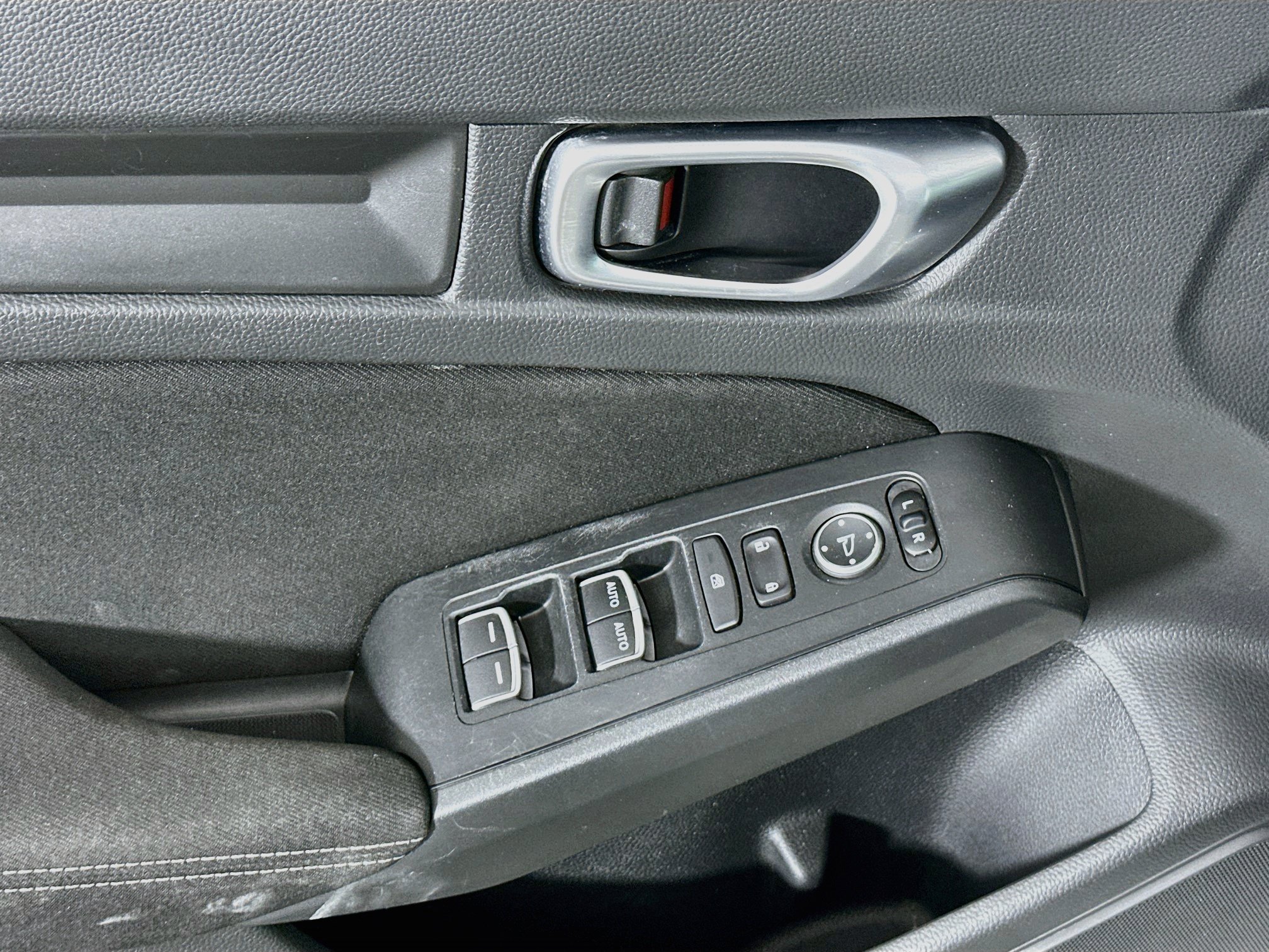 Used 2023 Honda Civic Sport image 15