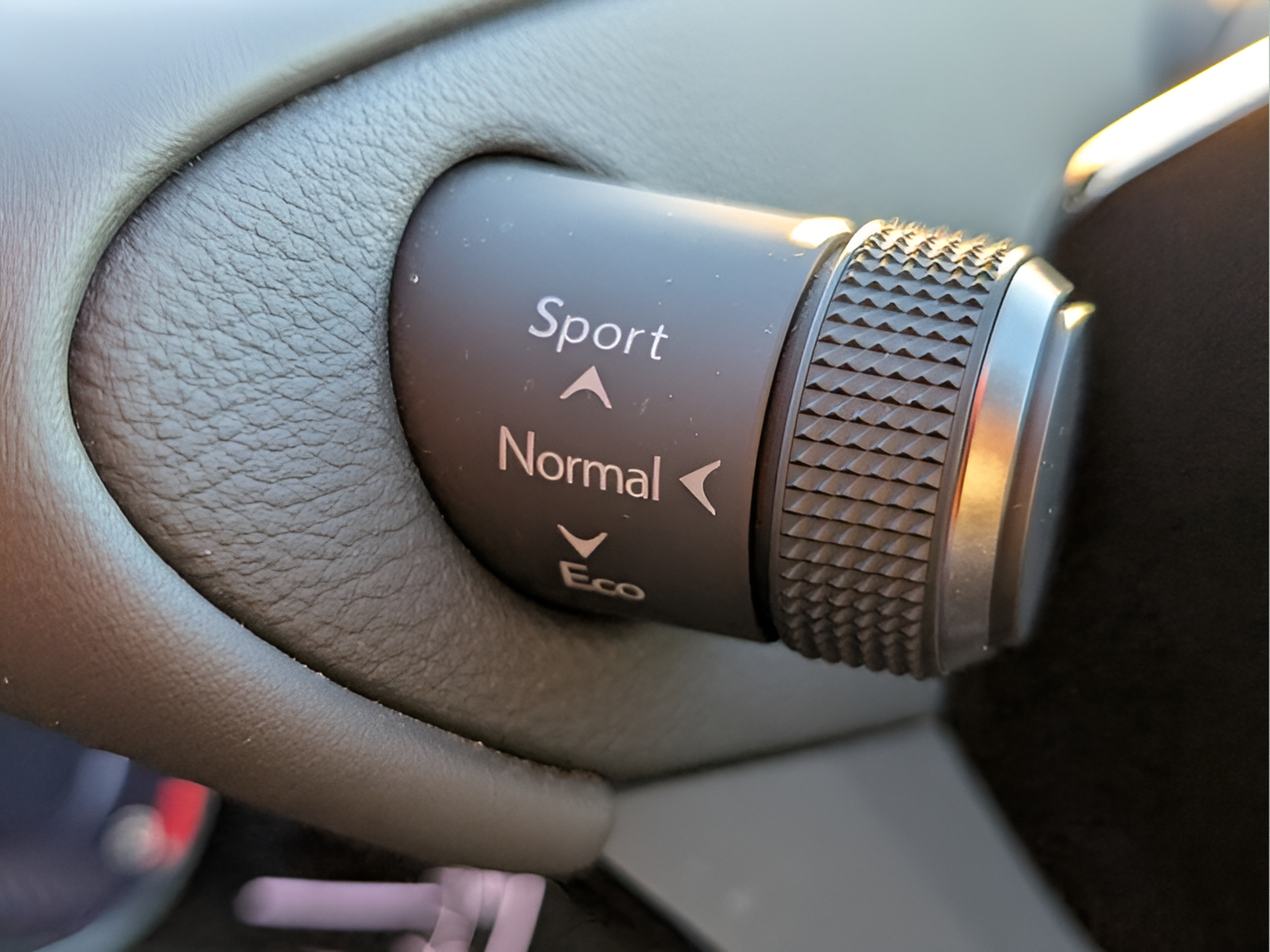 Certified 2024 Lexus ES 350 w/ Premium Package FWD image 27
