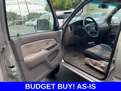 Used 2002 Toyota 4Runner SR5 w/ Upgrade Value Pkg 2 RWD image 4