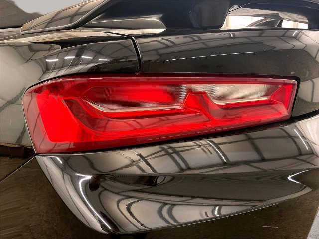 Used 2017 Chevrolet Camaro LT RWD image 28