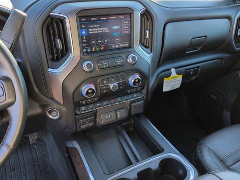 Used 2020 GMC Sierra 2500 Denali w/ Denali Ultimate Package image 22