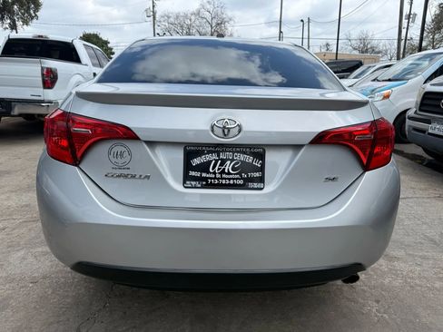 Used 2017 Toyota Corolla SE w/ Carpet Mat Package (TMS) image 6