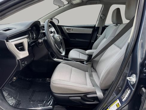 Used 2015 Toyota Corolla LE image 16