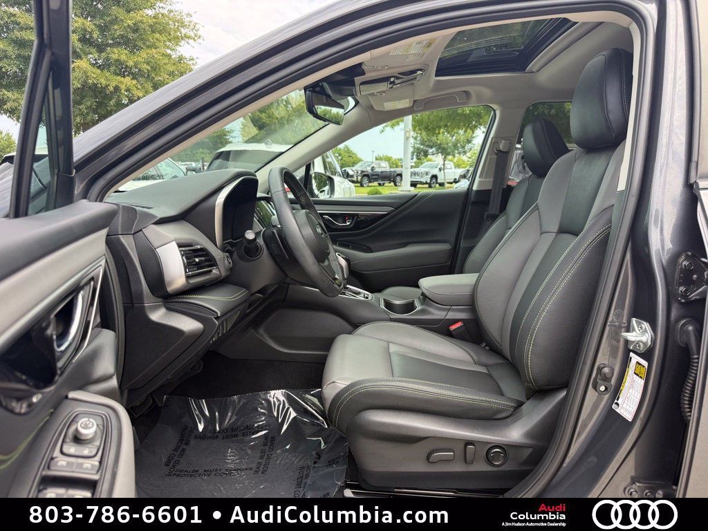 Used 2024 Subaru Outback Onyx Edition AWD/4WD image 23