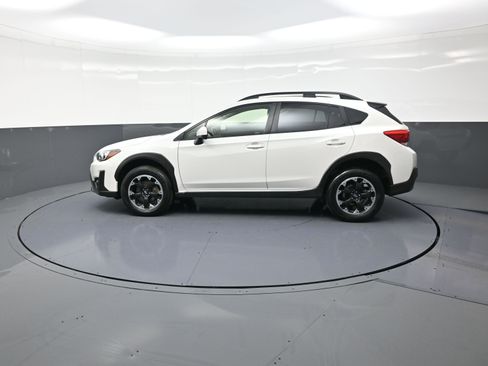 Used 2023 Subaru Crosstrek 2.0i Premium image 6
