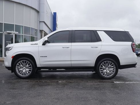 Used 2023 Chevrolet Tahoe High Country w/ Premium Package AWD/4WD image 12