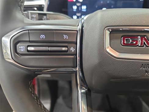 New 2026 GMC Canyon Elevation w/ Convenience Package image 17