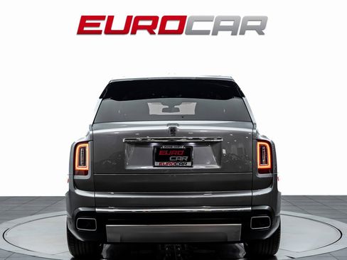 Used 2022 Rolls-Royce Cullinan image 5