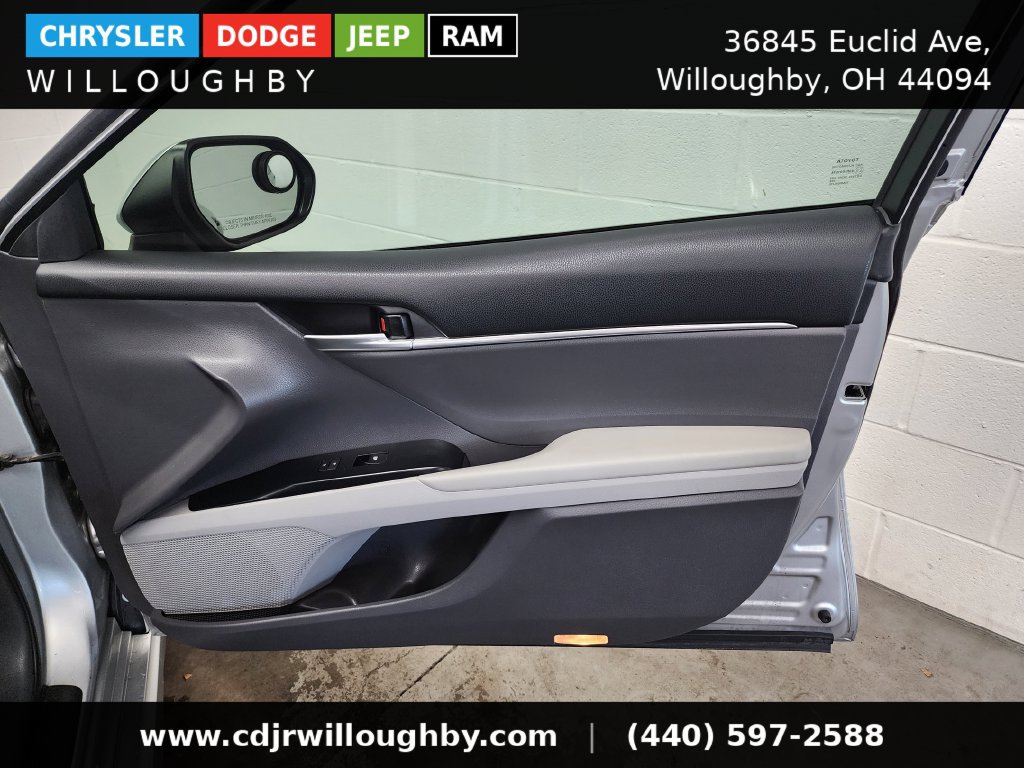 Used 2018 Toyota Camry SE w/ Audio Package FWD image 35