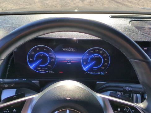 Used 2024 Mercedes-Benz EQB 250+ image 18