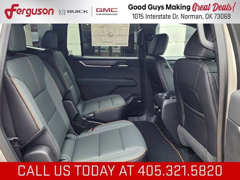 New 2026 GMC Acadia AT4 w/ Luxury Package AWD/4WD image 47