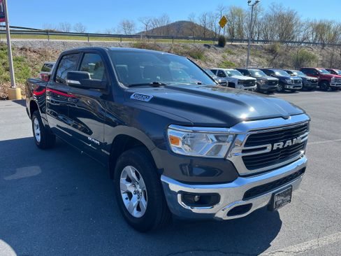 Used 2021 RAM 1500 Big Horn image 3