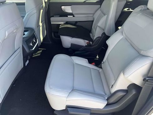 New 2025 Ford Expedition Max Active image 11