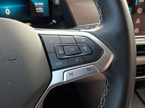 Certified 2024 Volkswagen Atlas SE image 20