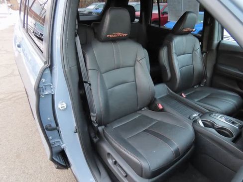 Certified 2023 Honda Passport TrailSport image 16