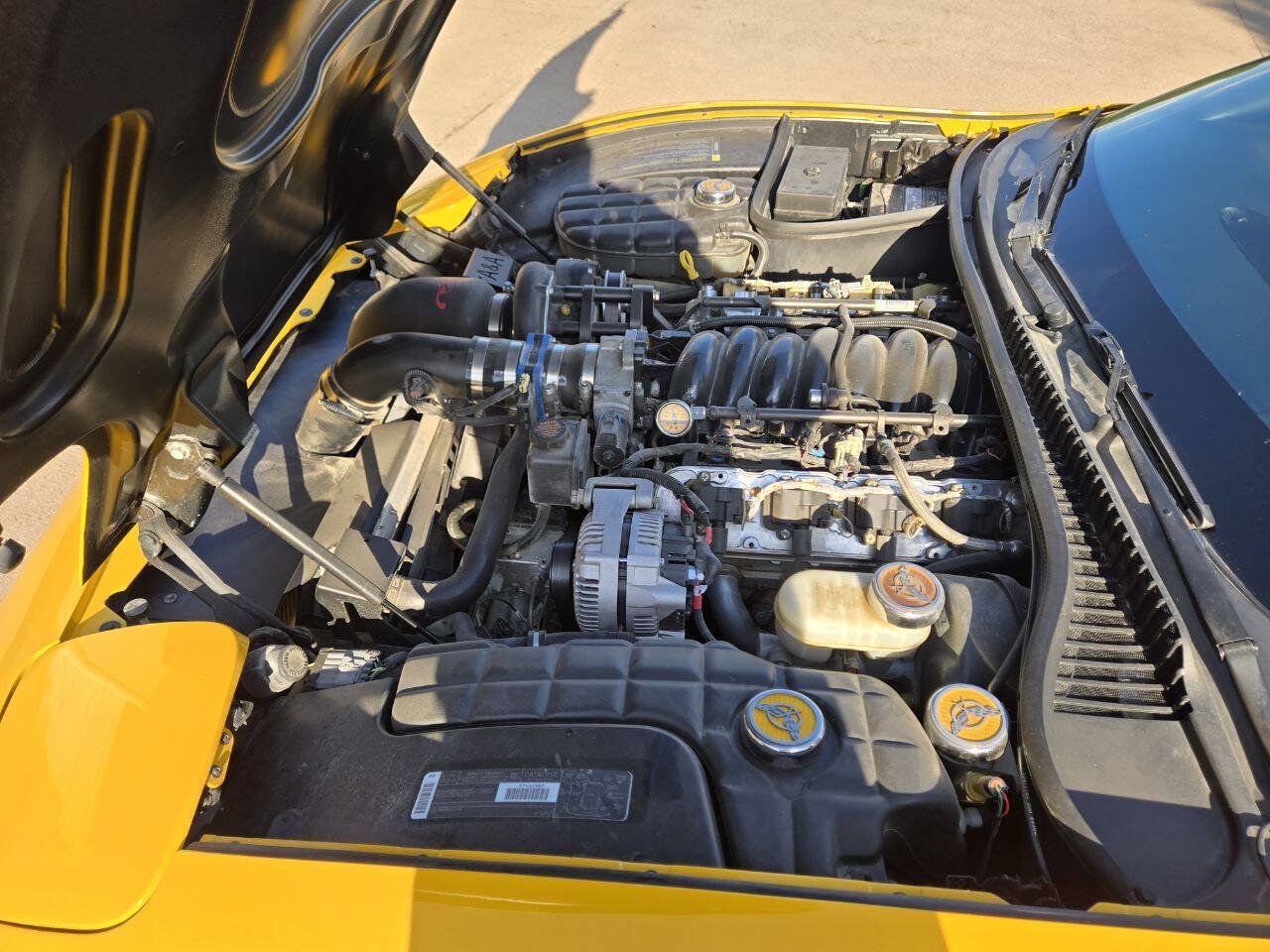 Used 2000 Chevrolet Corvette Convertible w/ Memory Pkg RWD image 18