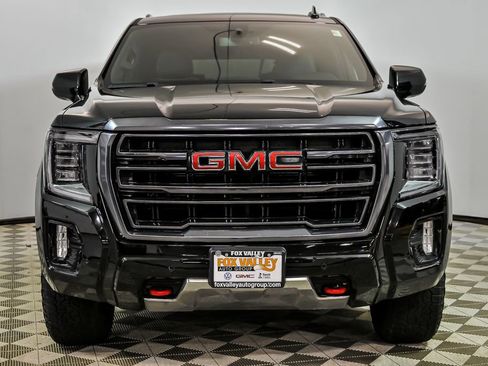 Used 2022 GMC Yukon XL AT4 AWD/4WD image 4
