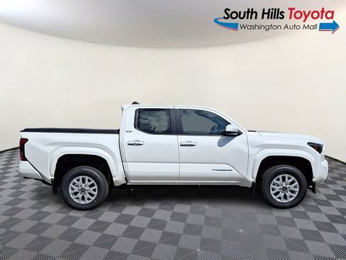 New 2026 Toyota Tacoma SR5 AWD/4WD image 7
