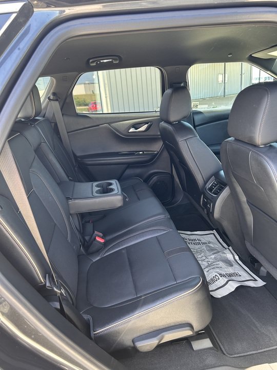 Used 2022 Chevrolet Blazer Premier FWD image 17