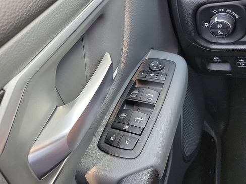 Used 2023 RAM 1500 Big Horn AWD/4WD image 12