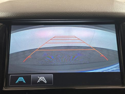 Used 2017 Chevrolet Cruze Premier image 25