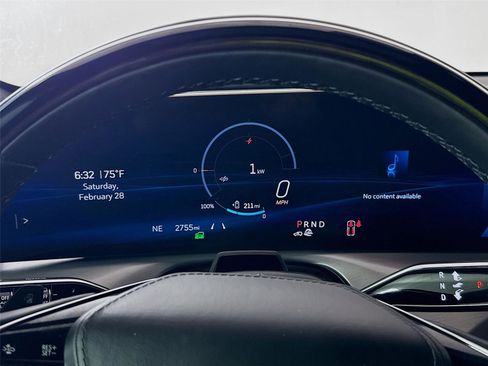 Used 2026 Cadillac Vistiq Platinum w/ LPO, Floor Liner Package image 4